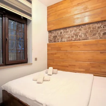 Stylish Studio W/ac In Istanbul's Pupil Beyoglu * Istanbul